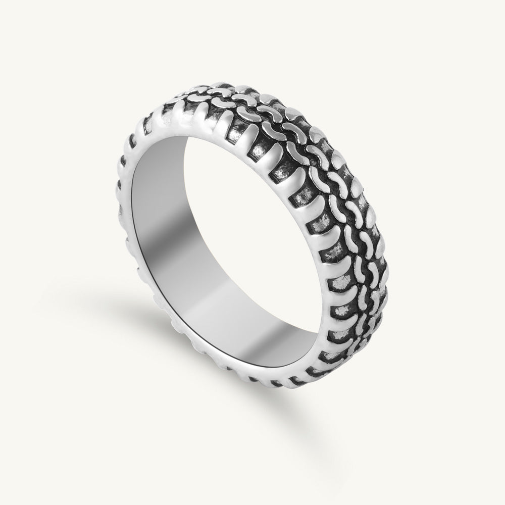 ChainForge Textured Ring