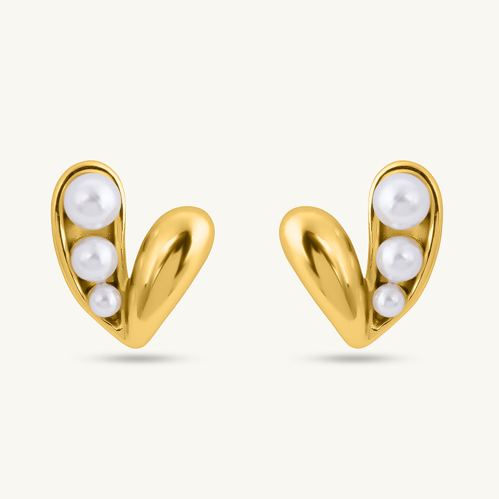 Lustrous Embrace Heart Pearl Earrings – PALMONAS