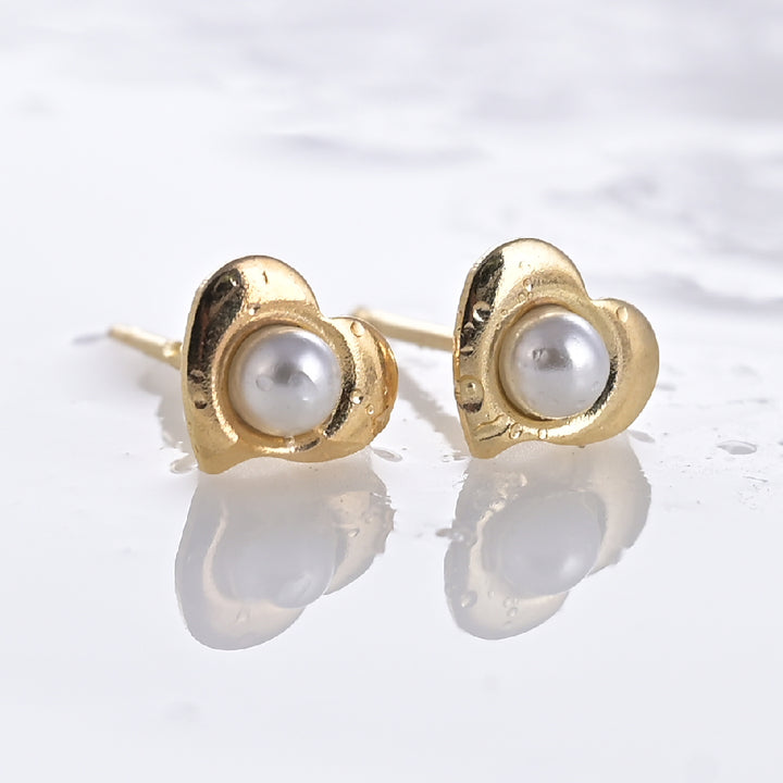 Shop Pearl Heart Stud Earrings Palmonas-2