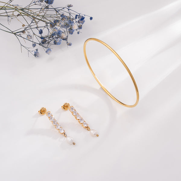 Round Wire Bangle Bracelet & Pearl Drop Diamond Earrings Combo Set