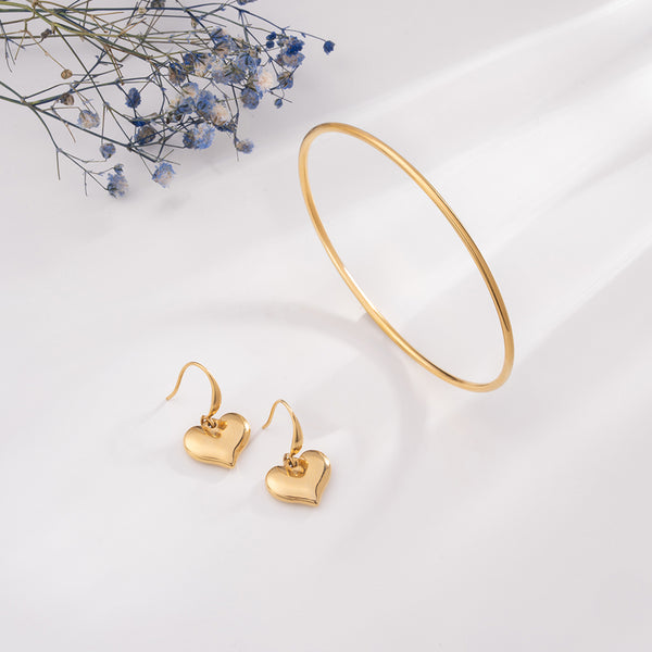 Round Wire Bangle Bracelet & Dangling Heart Earrings Combo Set