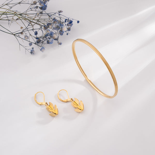 Flat Wire Bangle Bracelet & Golden Tulip Earrings Combo Set