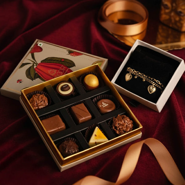 Palmonas Hearts All Over Bracelet X Smoor Couverture Chocolate Box