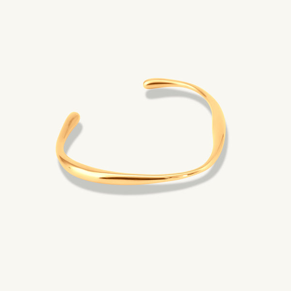Minimal Flow Cuff Bracelet
