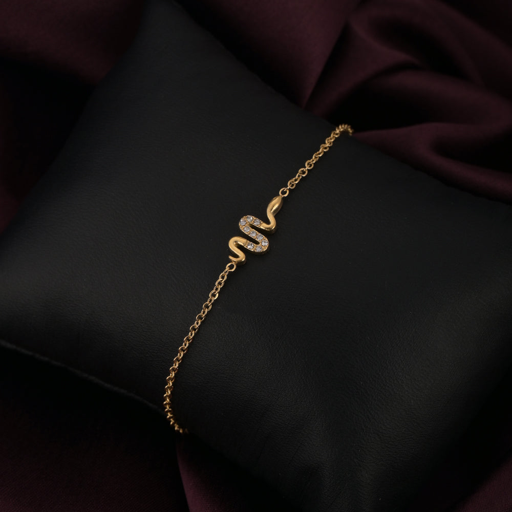 Serpentine Chain Gold Bracelet