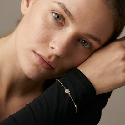 Round Charm 9KT Gold Lab Grown Diamond Bracelet