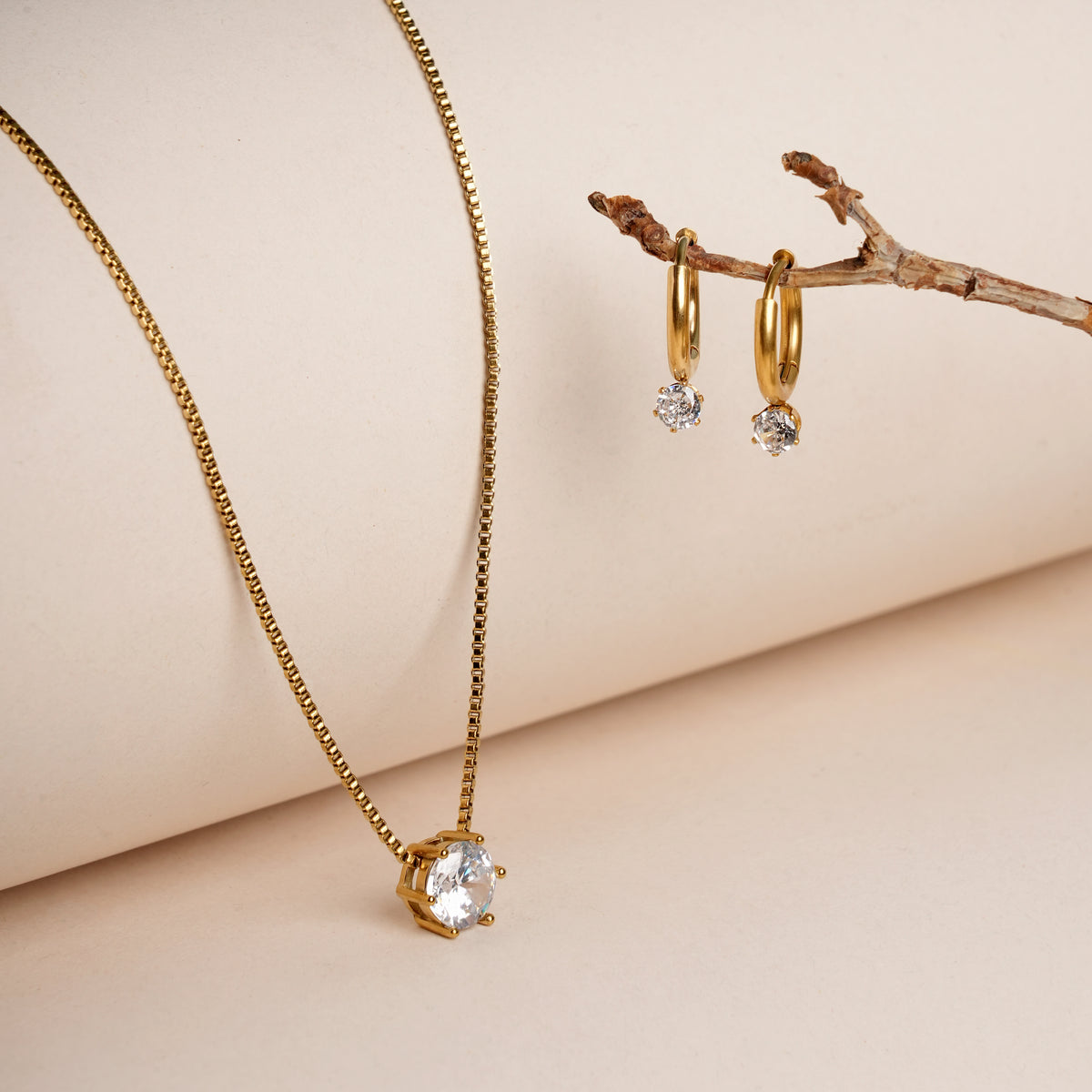 Pure Radiance Crystal Jewellery Set