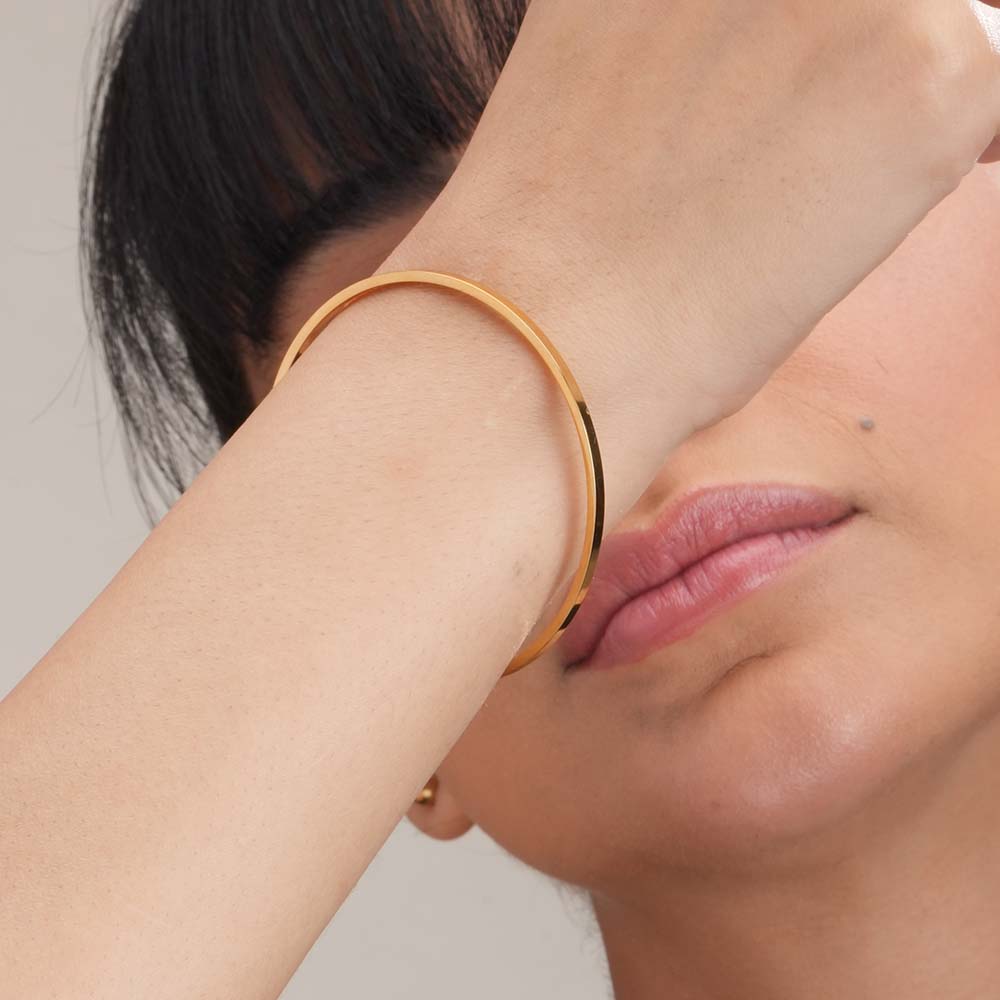 Shop Flat Wire Gold Bracelet for Women - PALMONAS