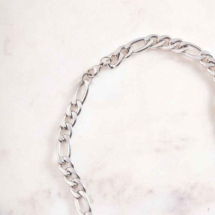 Vanguard Bold Link Chain 4