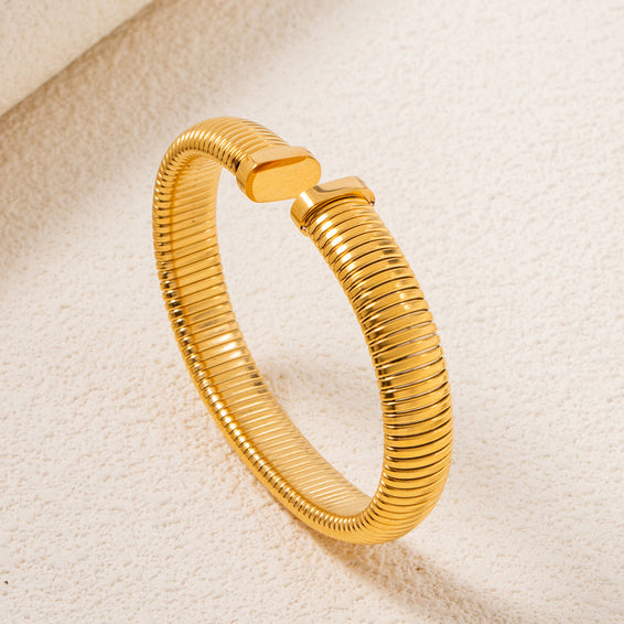 Chunky Ribbed Stretch Cuff Bracelet