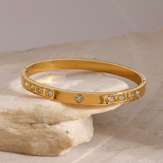 Round Diamond Bangle Bracelet