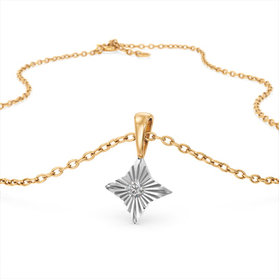 Stellar Bloom 9KT Gold Lab Grown Diamond Pendant