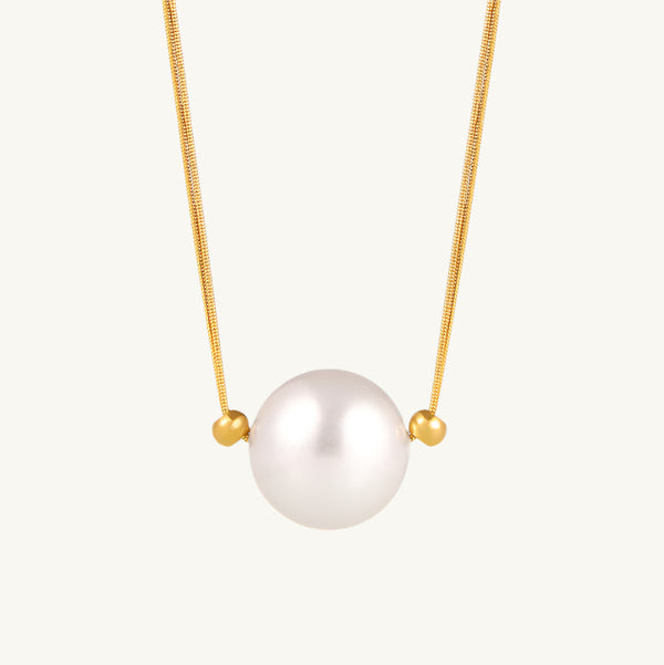 Dainty Pearl Gold Necklace