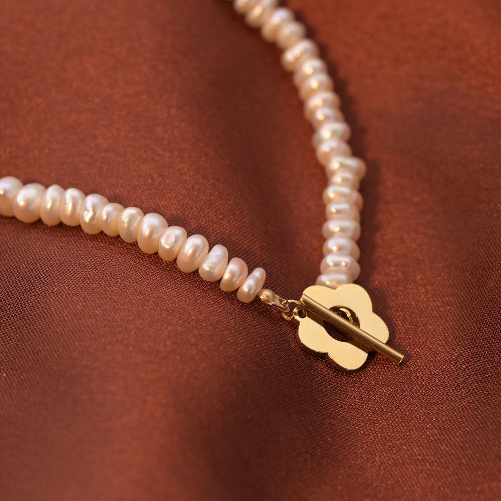 Vintage Pearl Necklace - view 3