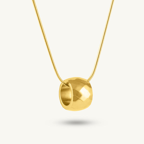 Chic Halo Block Necklace