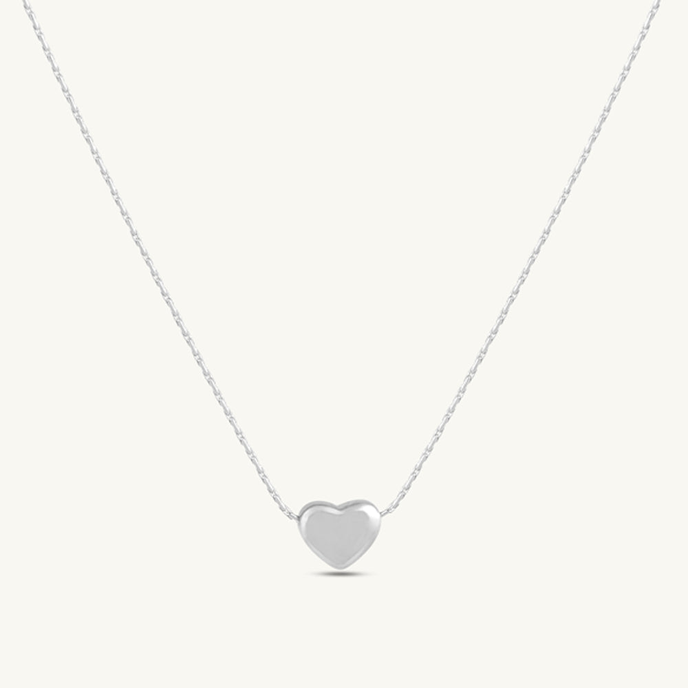Minimal Heart Pendant Necklace