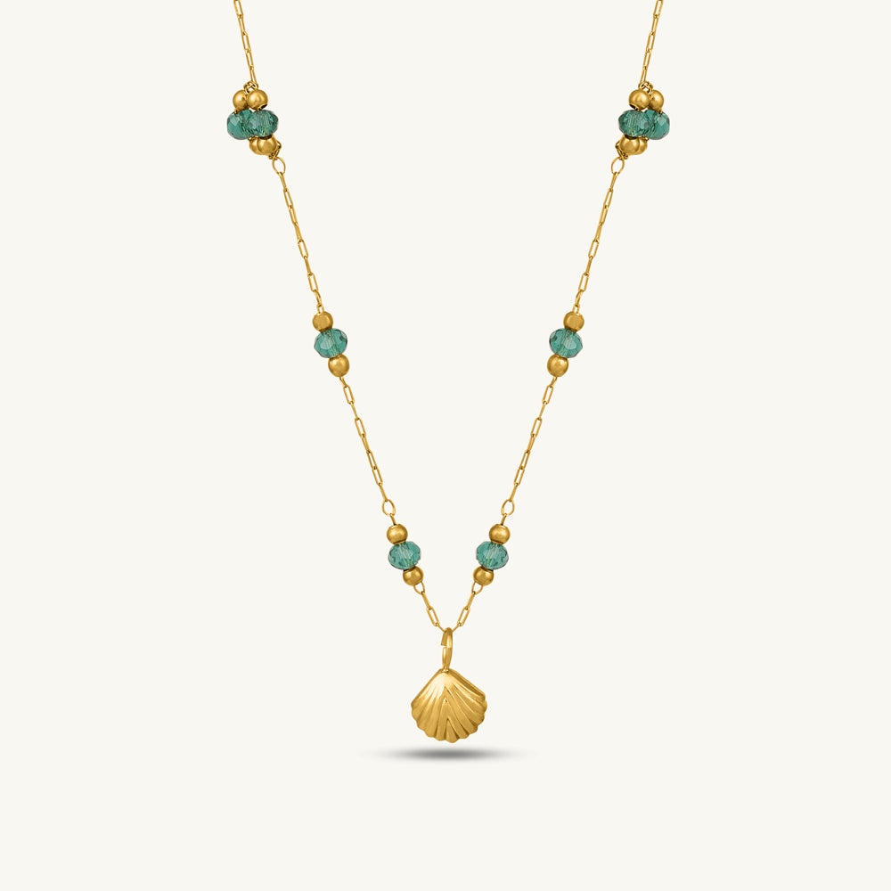 Accent Golden Pendant Necklace