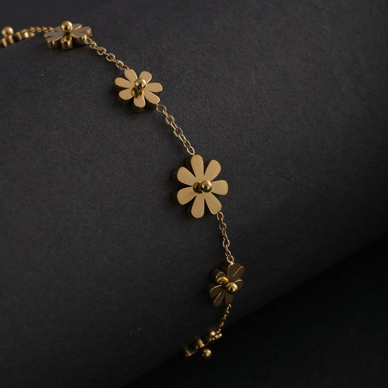 Floral Finesse Anklet