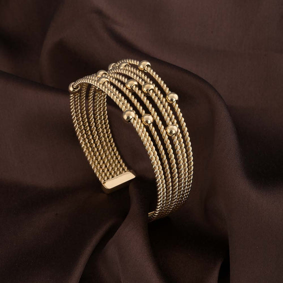 Sleek Gold Beaded Bracelet