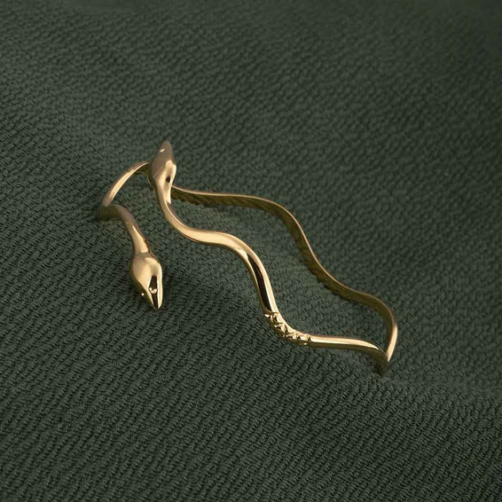 Minimalist Golden Ripple Snake Bracelet