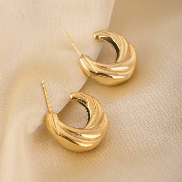 Sleek Swirl Earrings