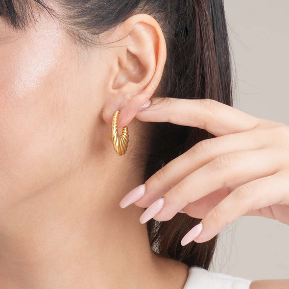 Ribbed Oval Hoop Earrings