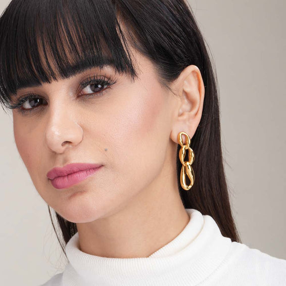 Linked Gold Chain Drop Earrings