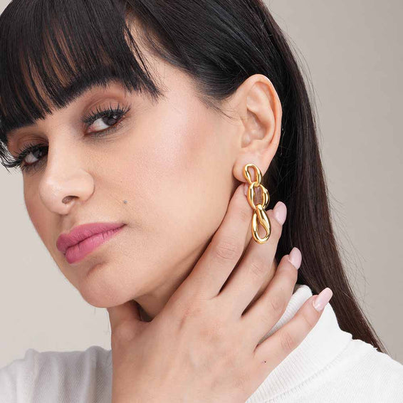 Linked Gold Chain Drop Earrings