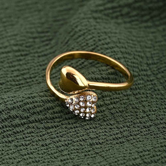 Gold Stone Studded Heart Shaped Ring