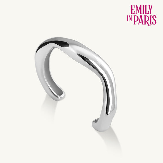 Curved Chic Silver Bracelet