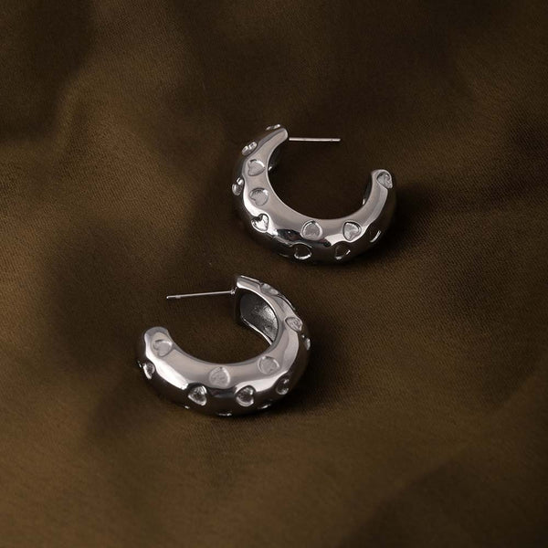 Engraved Heart Curved Earrings | Silver