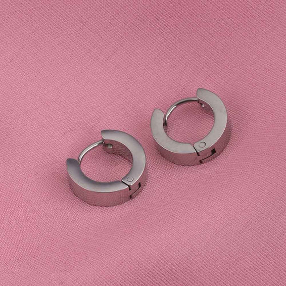 Simple Silver Hoop Earrings