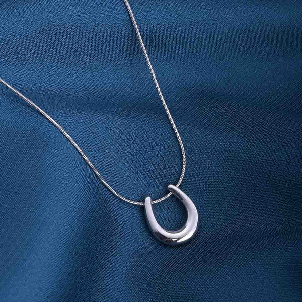 Minimal U Shaped Silver Necklace