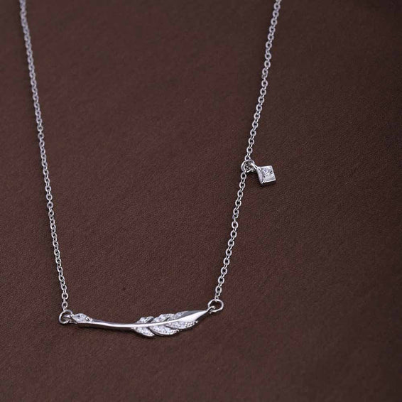 Dazzling Leaf Necklace | Silver