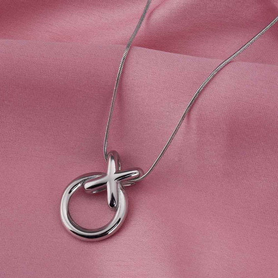 Minimalist XO Pendent Silver Necklace