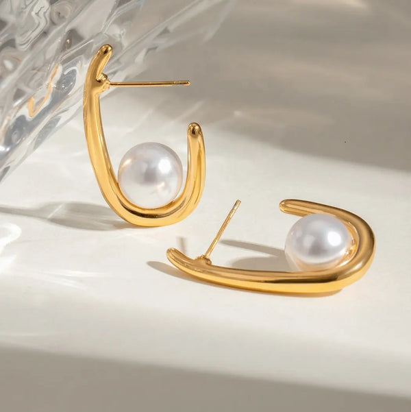 Pearl Elegance Hoop Earrings