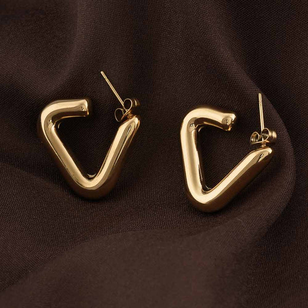 Gold D-Shape Earrings