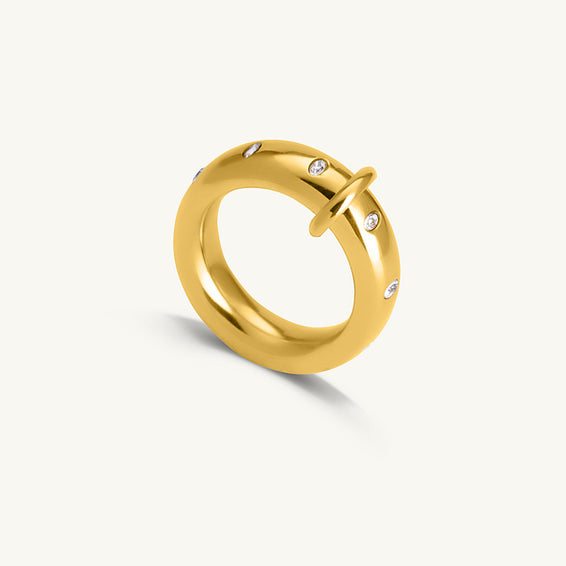 Simple Circular Gold Ring