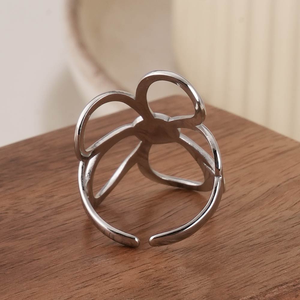 Silver Daisy Flower Ring – PALMONAS