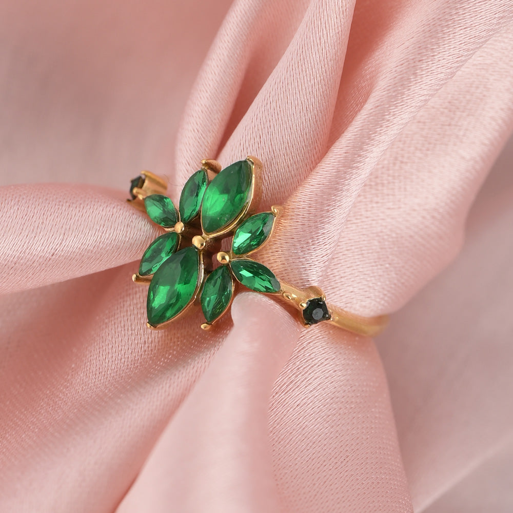 Petal Loop Ring