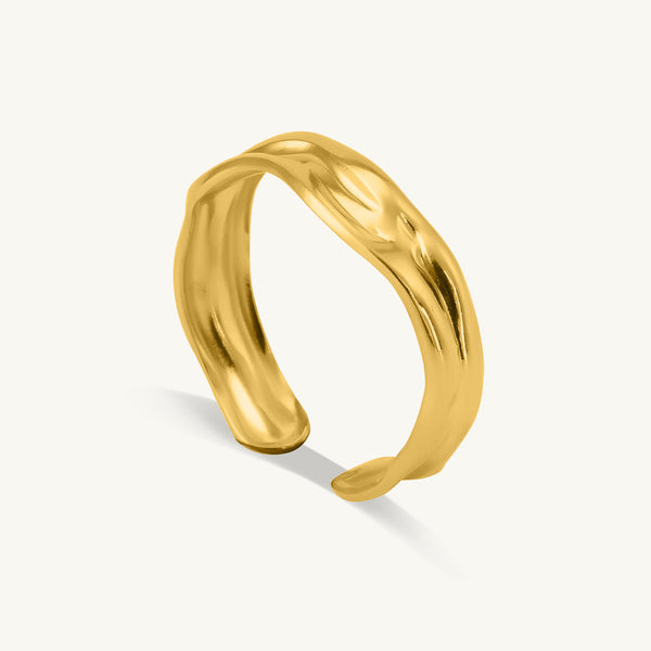 Molten Gold Texture Ring