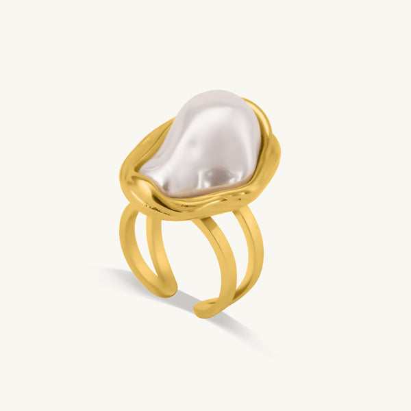 Sculpted Pearl Statement Ring
