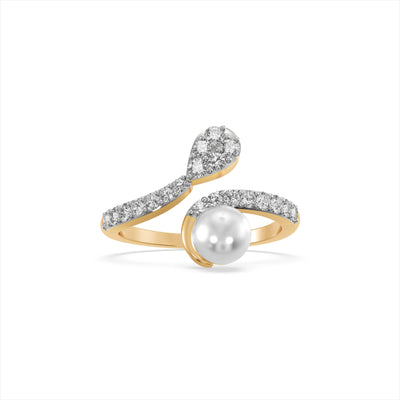 Halo Pearl 9KT Gold Laboratory Grown Diamond Ring