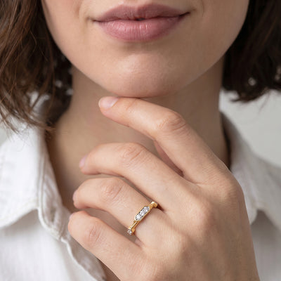 Tapered Spark 9KT Gold Laboratory Grown Diamond Ring