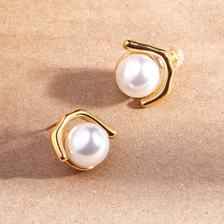 Sculpted Pearl Glow Studs - 4