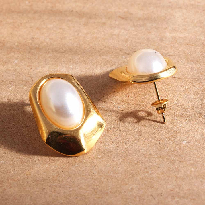 Lustra Cameo Earrings - 3