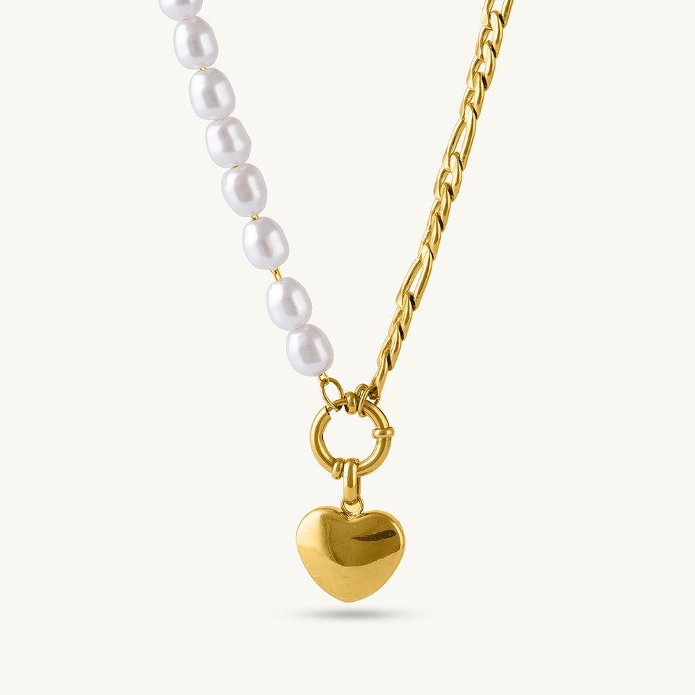 Pearl & Heart Harmony in Contrast Necklace