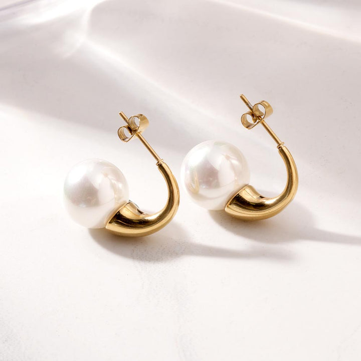 Curve Pearl Hoop Earrings-2
