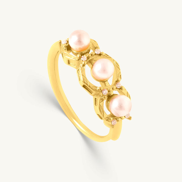 Royal Trinity Pearl Ring