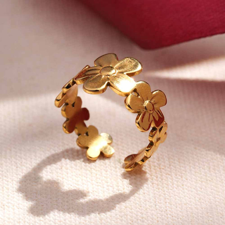 Floral Leaf Motif Band - 2